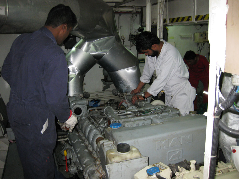 Ship Drydocking And Technical Photo 16