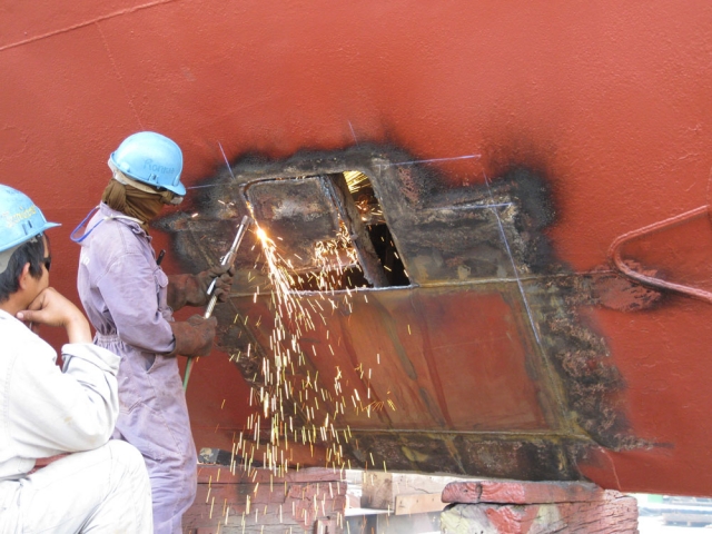 Ship Drydocking And Technical Photo 18